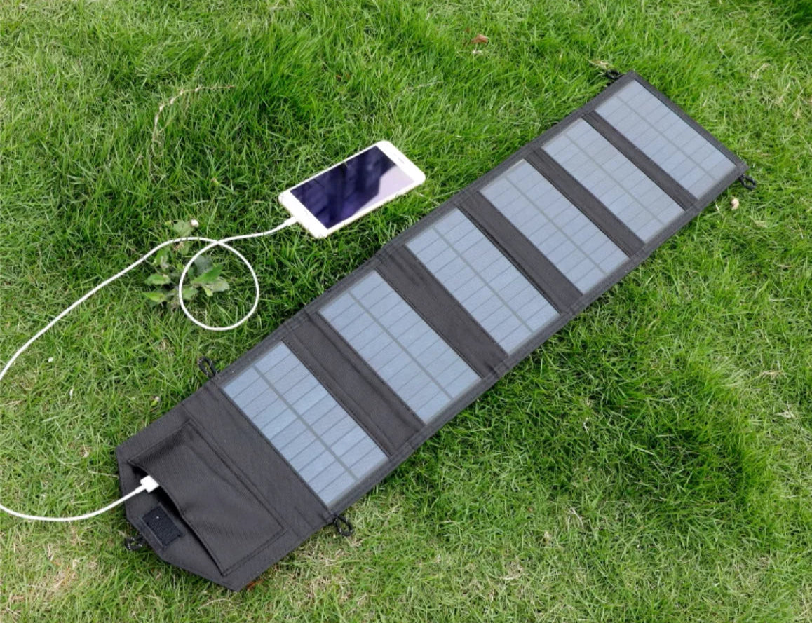 Portable 6-Fold 800W Solar Panel Charger for Outdoor Enthusiasts Who Need to Charge Any Device