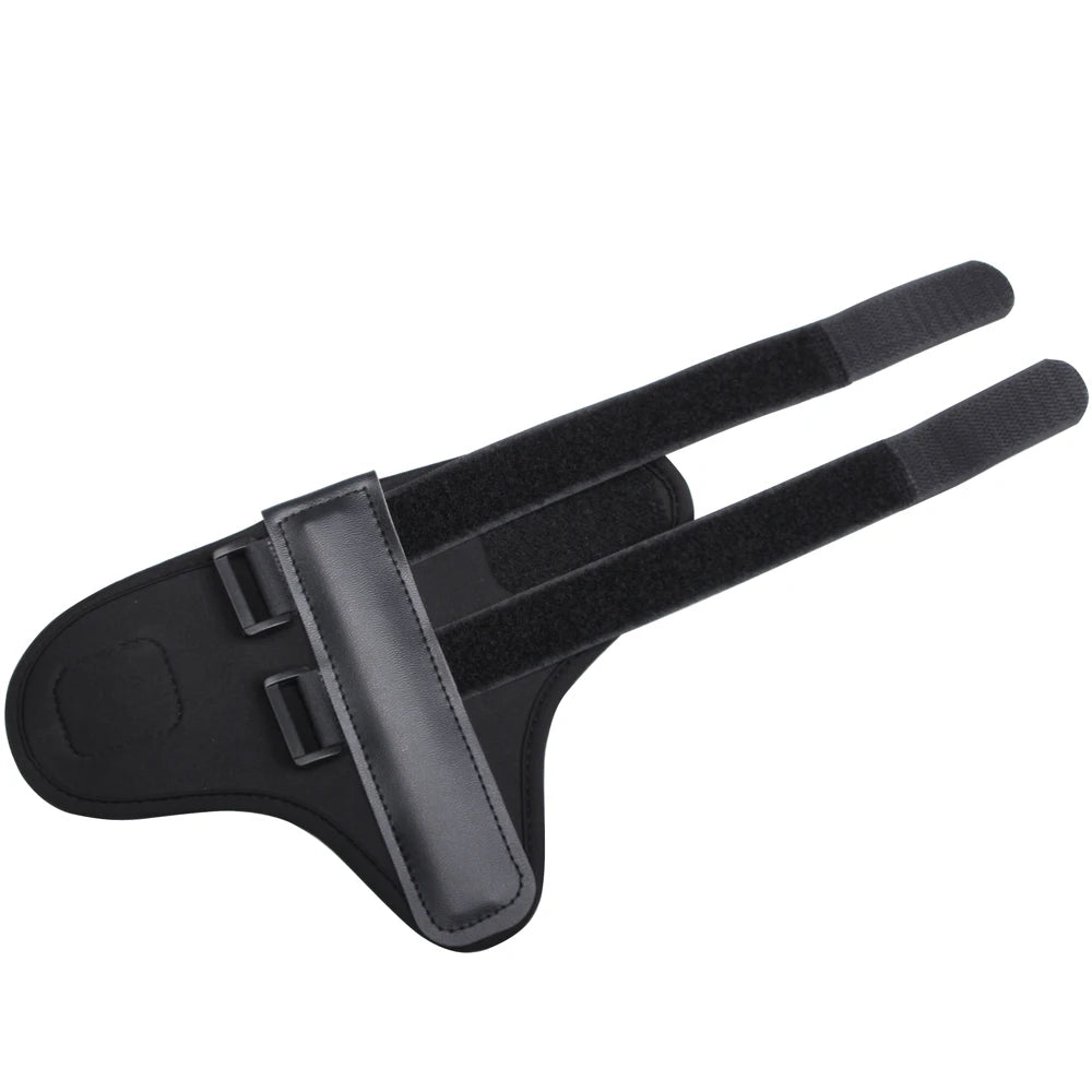 Neoprene & Leather Golf Swing Wrist Brace Trainer Aid for Correcting Swing Gesture Alignment